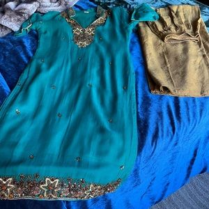 Pakistani Indian salwar kameez dress
